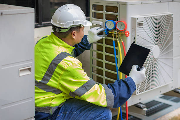 Professional Heat Pump Repair technician working in Columbia, MS
